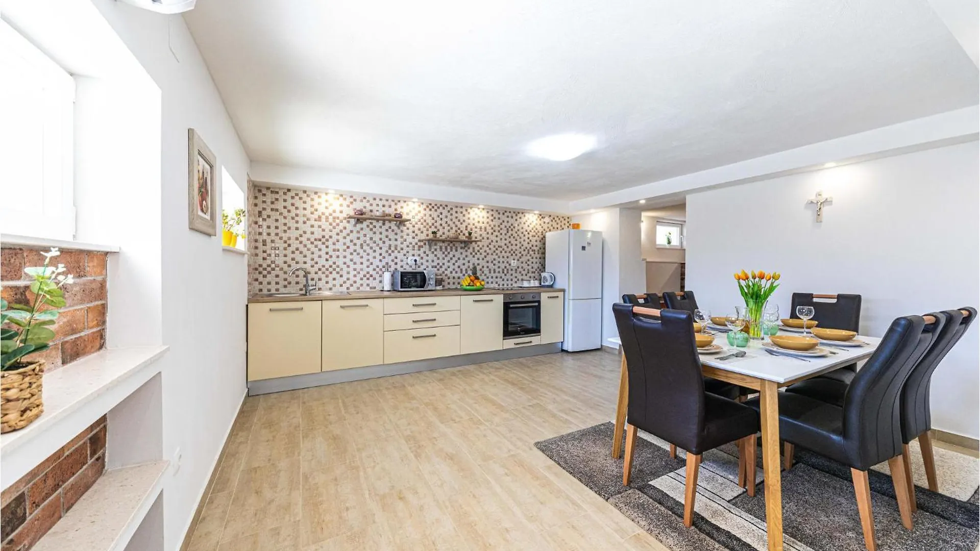 Holiday home 4 Bedroom Beautiful Home In Prgomet Labin
