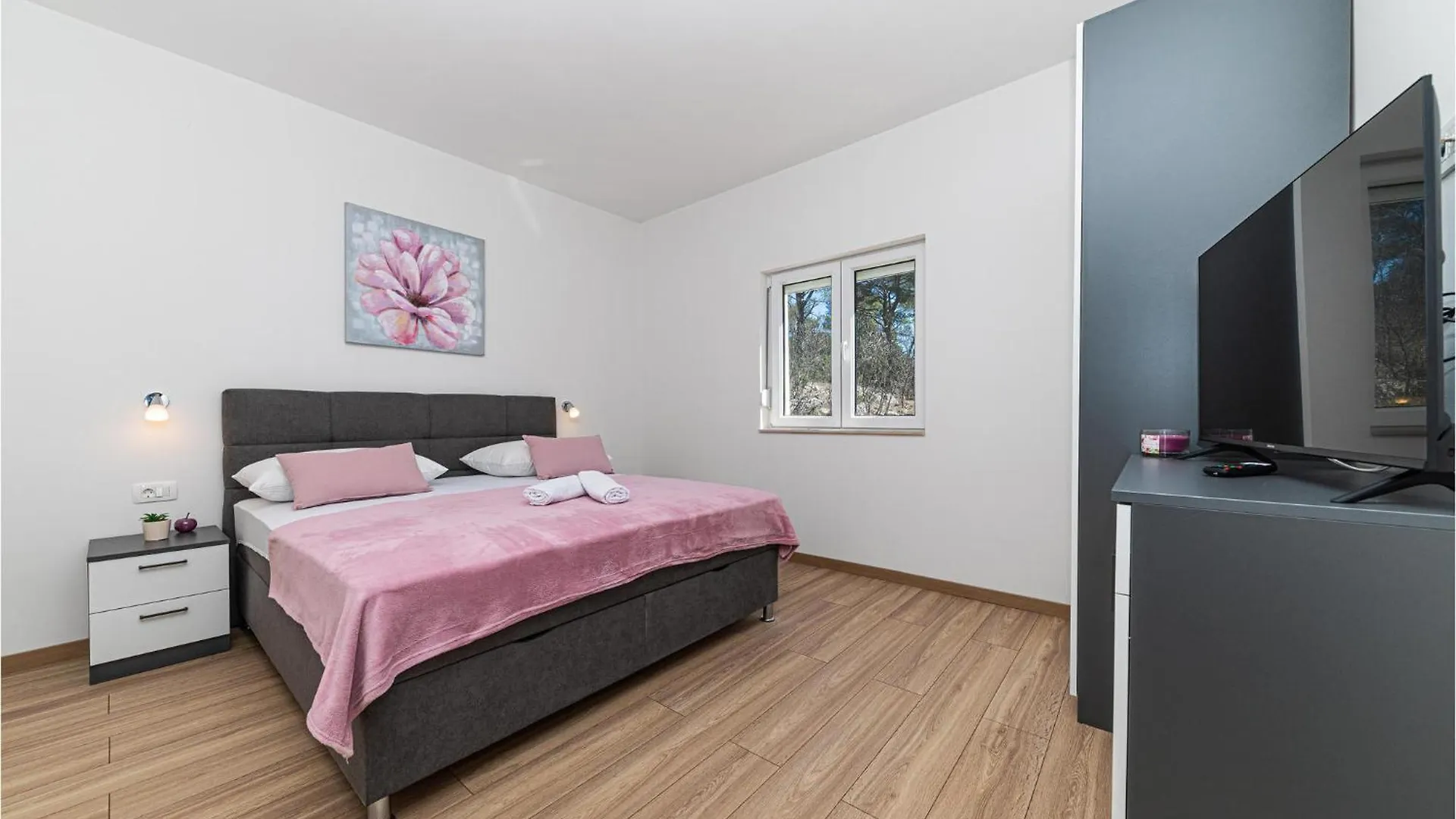 4 Bedroom Beautiful Home In Prgomet Labin