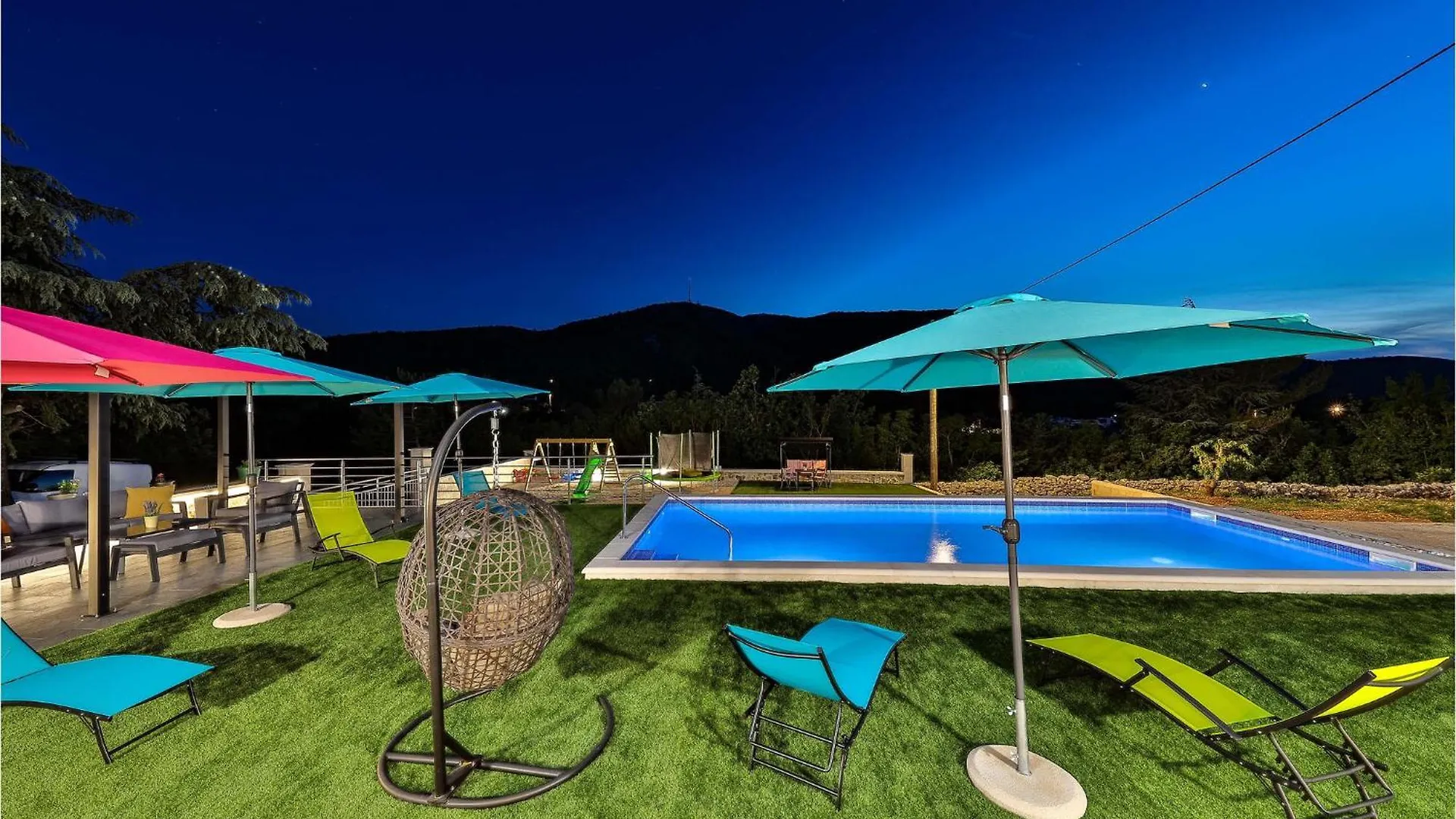 4 Bedroom Beautiful Home In Prgomet Labin  Holiday home Labin (Dalmatia)